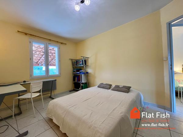 PROPRIETE UNIQUE EN PROVENCE A SAISIR ! URGENT!
