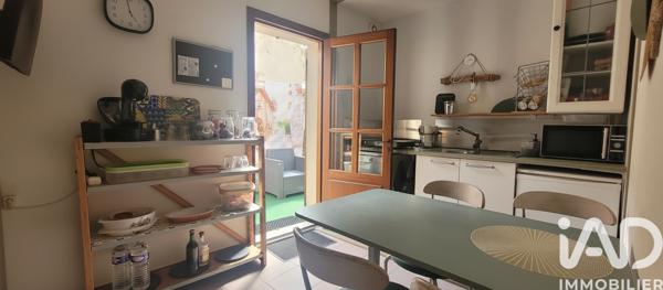 Maison à vendre 10 pièces 232 m² Saint-Jean-d'Angély