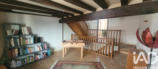 Maison à vendre 10 pièces 232 m² Saint-Jean-d'Angély