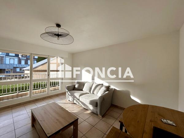 Location Appartement meublé 2 pièces 56 m² - 47 RUE DE PANNETTE Evreux 27000