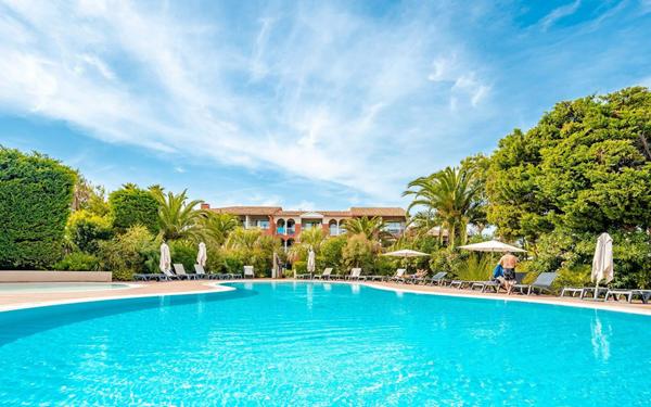 Maison à vendre    3 pièces •  Hyères