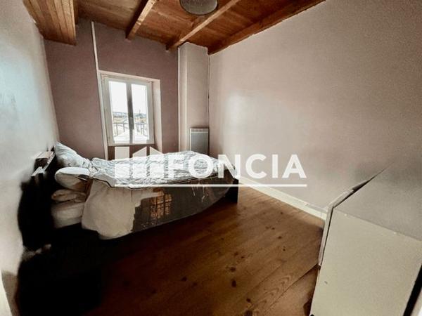 À vendre Appartement 3 pièces 56.87 m² - La Couronne 16400