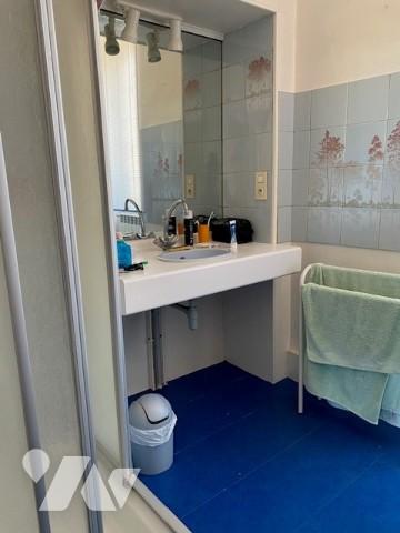 A voir belle maison de bourg avec jardin clos