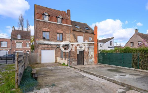 Maison à vendre    8 pièces •  La Gorgue