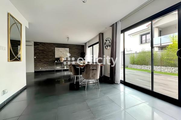 Maison 5 pièces - 160 m² Bien prestige