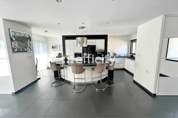 Maison 5 pièces - 160 m² Bien prestige