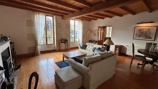 Très belle propriété charme et environnement paisible Blanzac-lès-Matha (17160)