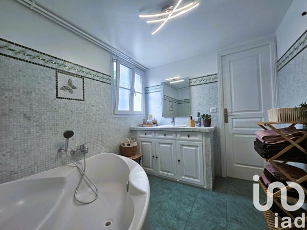 Maison à vendre 6 pièces 122 m² Saint-Raphaël