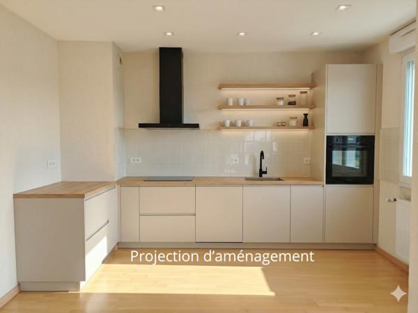 Appartement
                                                                                                                                                                                                                                                                                                                        4 pièce(s)                                                                                                                                                                                                          3 chambre(s)                                                                                                                                                                                                          82  m²