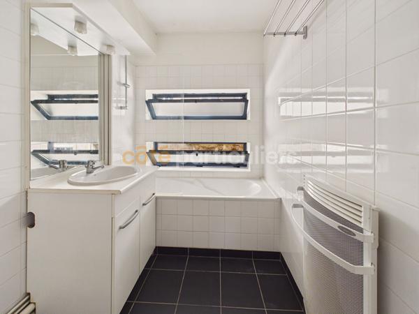Vente
                Appartement68 m² - 3 Pièces -
                    Bordeaux (33800)