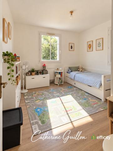 Maison
         5 pièces
        - 111 m² 222 000 € *