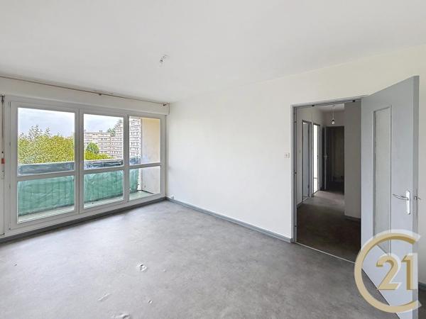 Appartement F3 à vendre  3 pièces - 62,52 m 2   MONTBELIARD  - 25