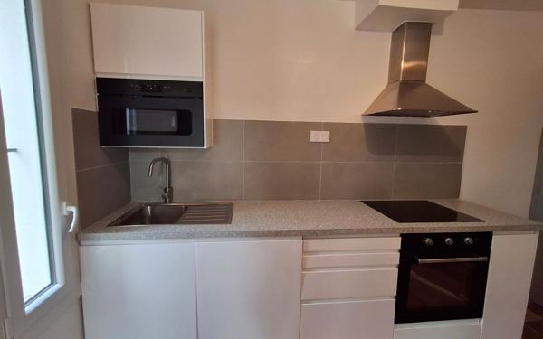 Maison à louer    4 pièces • 111,42 m2 Garons