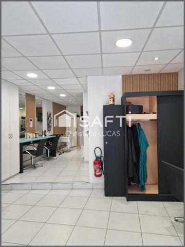 Emplacement idéalement placé, spacieux et aérer