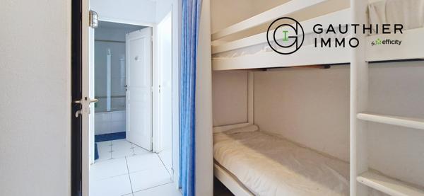 Appartement
         2 pièces
        - 50 m² 399 900 € *