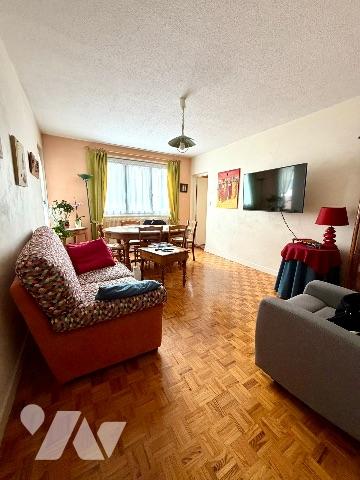 Un appartement au premier étage.