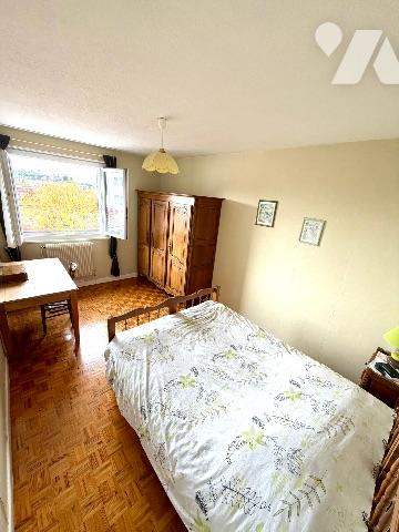 Un appartement au premier étage.