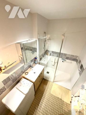 Un appartement au premier étage.