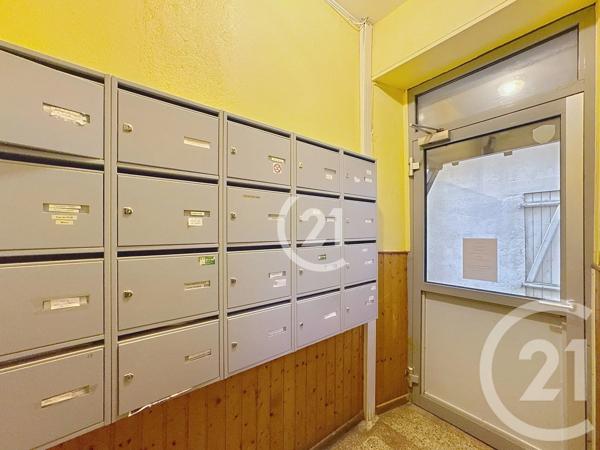 Appartement Studio à vendre  2 pièces - 30 m 2   BELFORT  - 90