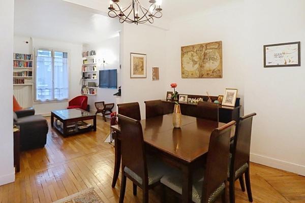 Nogent-sur-Marne hypercentre – 84 m² traversant, charme de l’ancien, 2 chambres + bureau