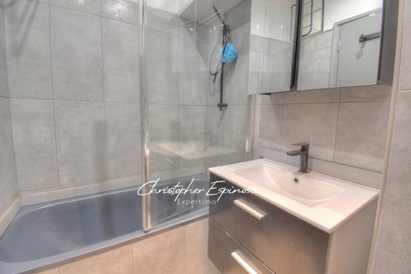 Villeneuve-Loubet (06270) Exclusivité – Studio dernier étage avec terrasse, vue mer et montagne – Villeneuve-Loubet