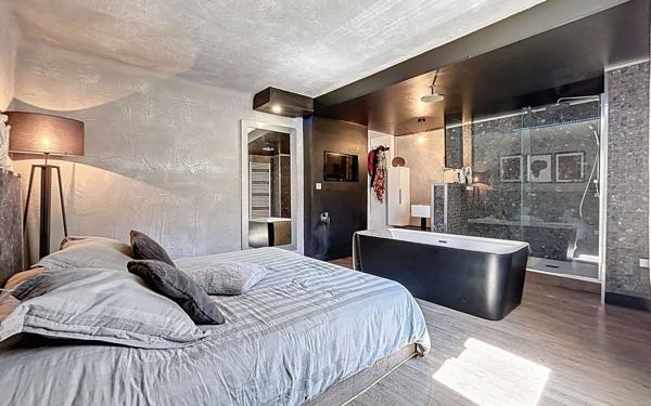 Maison à vendre    5 pièces •  Mudaison