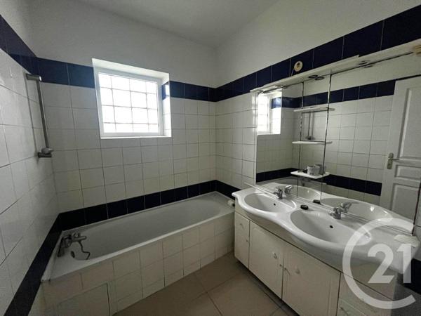 Immeuble à vendre  400 m2 ANGERVILLE - 91