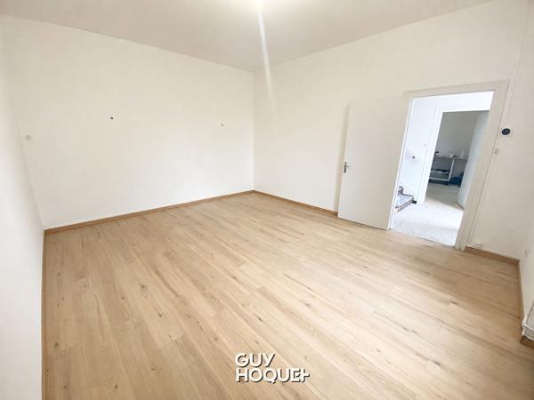 Maison rénovée avec garage et dépendances ? Montceau-les-Mines
