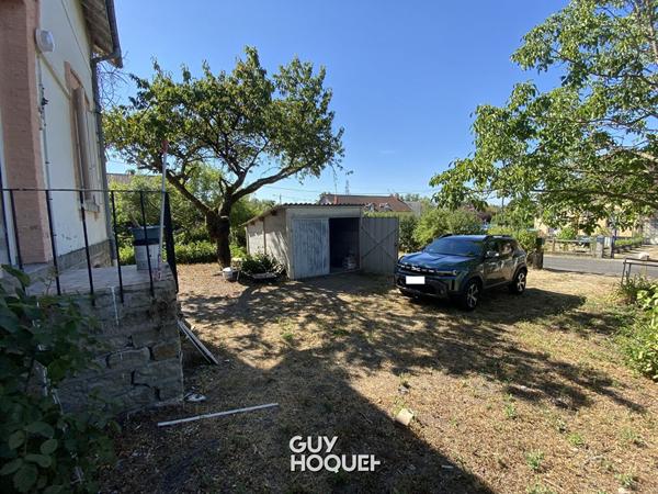 Maison rénovée avec garage et dépendances ? Montceau-les-Mines