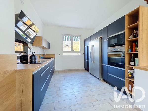 Maison à vendre 7 pièces 207 m² Saint-Michel-sur-Orge