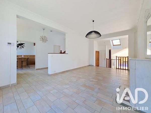 Maison à vendre 7 pièces 207 m² Saint-Michel-sur-Orge