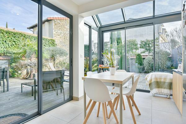 Maison 8 pièces - 200 m² Exclusivité efficity