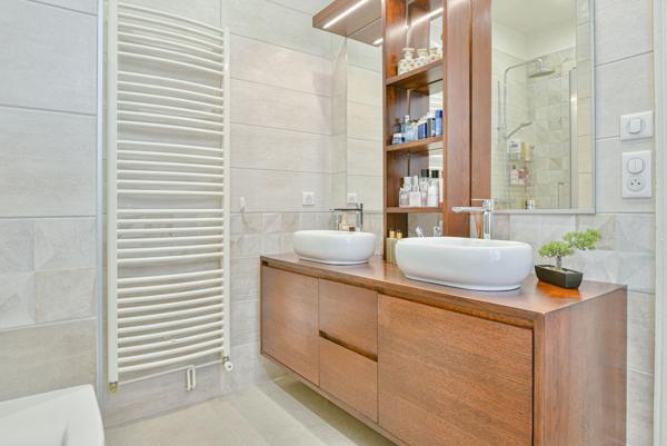 Maison 8 pièces - 200 m² Exclusivité efficity