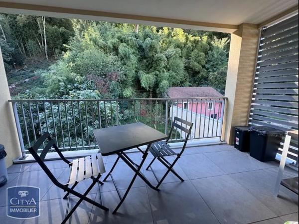 Appartement à louer 3 pièces 64.19m² Maubec (38300)