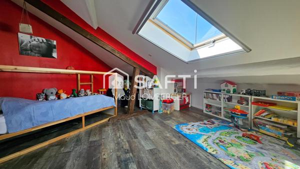 Loft moderne de 80 m² avec terrasse privative et cave – Dernier étage