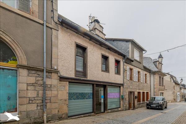 Immeuble à vendre |  Égletons |  153 m²