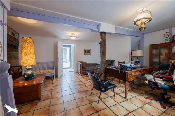 Immeuble à vendre |  Égletons |  153 m²