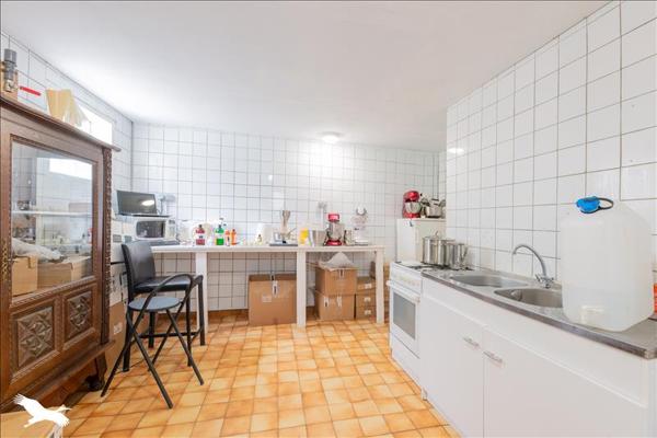 Immeuble à vendre |  Égletons |  153 m²