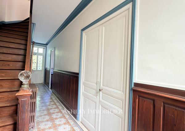 À VENDRE - MAISON DE CARACTÈRE À RAFRAICHIR - LA ROCHELLE - LA GENETTE