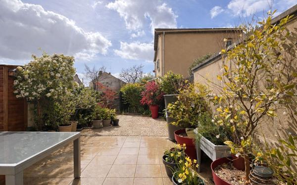 Appartement à vendre    3 pièces • 90 m2 Savigny-sur-Orge