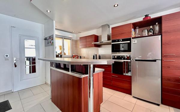 Appartement à vendre    3 pièces • 90 m2 Savigny-sur-Orge
