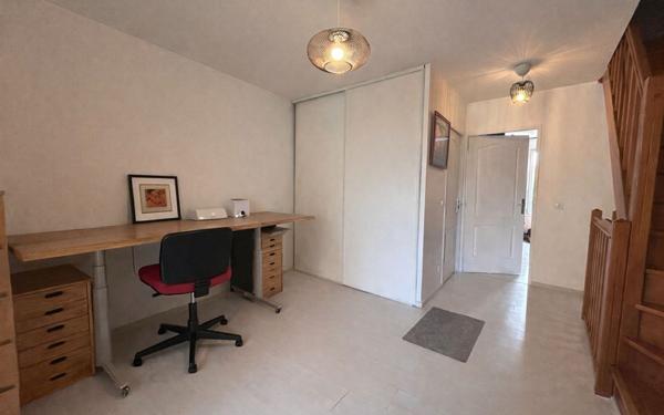 Appartement à vendre    3 pièces • 90 m2 Savigny-sur-Orge
