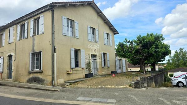 MAISON T5 - 123M² EN CENTRE VILLE AVEC JARDINET ET GARAGE / EAUZE