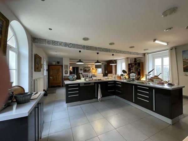 Pierrefonds (60350) Maison de charme en pierre