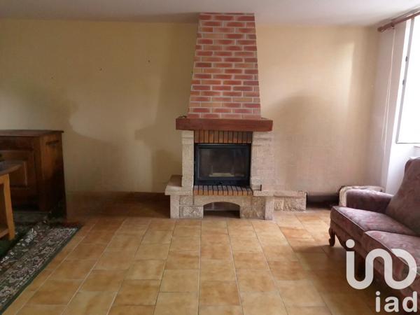 Maison 5 pièces de 139 m² à Ardentes (36120)