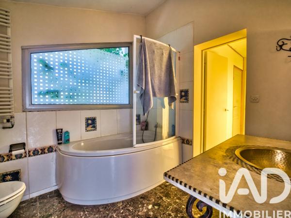 Maison à vendre 6 pièces 160 m² Villenave-d'Ornon