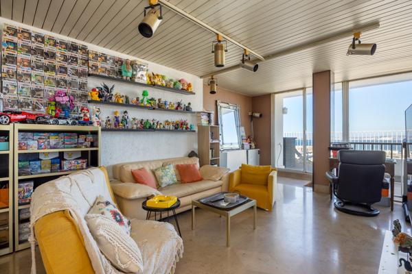 Marseille (13008) Duplex T4/5 – Dernier étage avec rooftop et vue panoramique POINTE ROUGE 13008