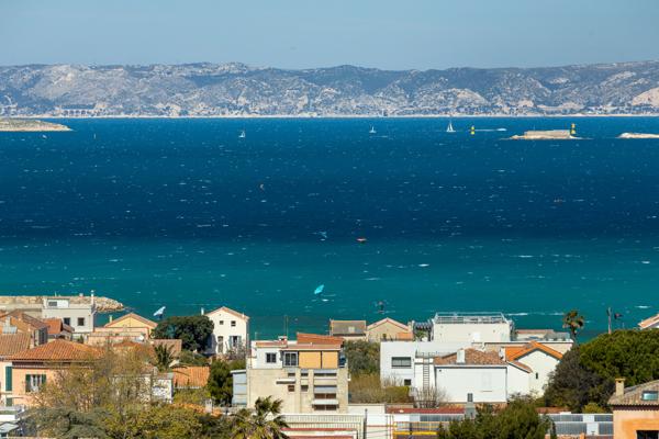 Marseille (13008) Duplex T4/5 – Dernier étage avec rooftop et vue panoramique POINTE ROUGE 13008