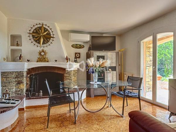 Villa familiale T6 de 136 m² – Terrain de 739 m² – Double garage – Proximité du Centre Ville