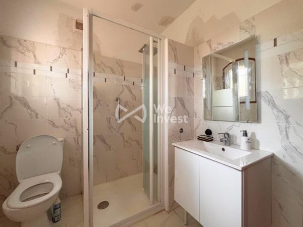 Villa familiale T6 de 136 m² – Terrain de 739 m² – Double garage – Proximité du Centre Ville